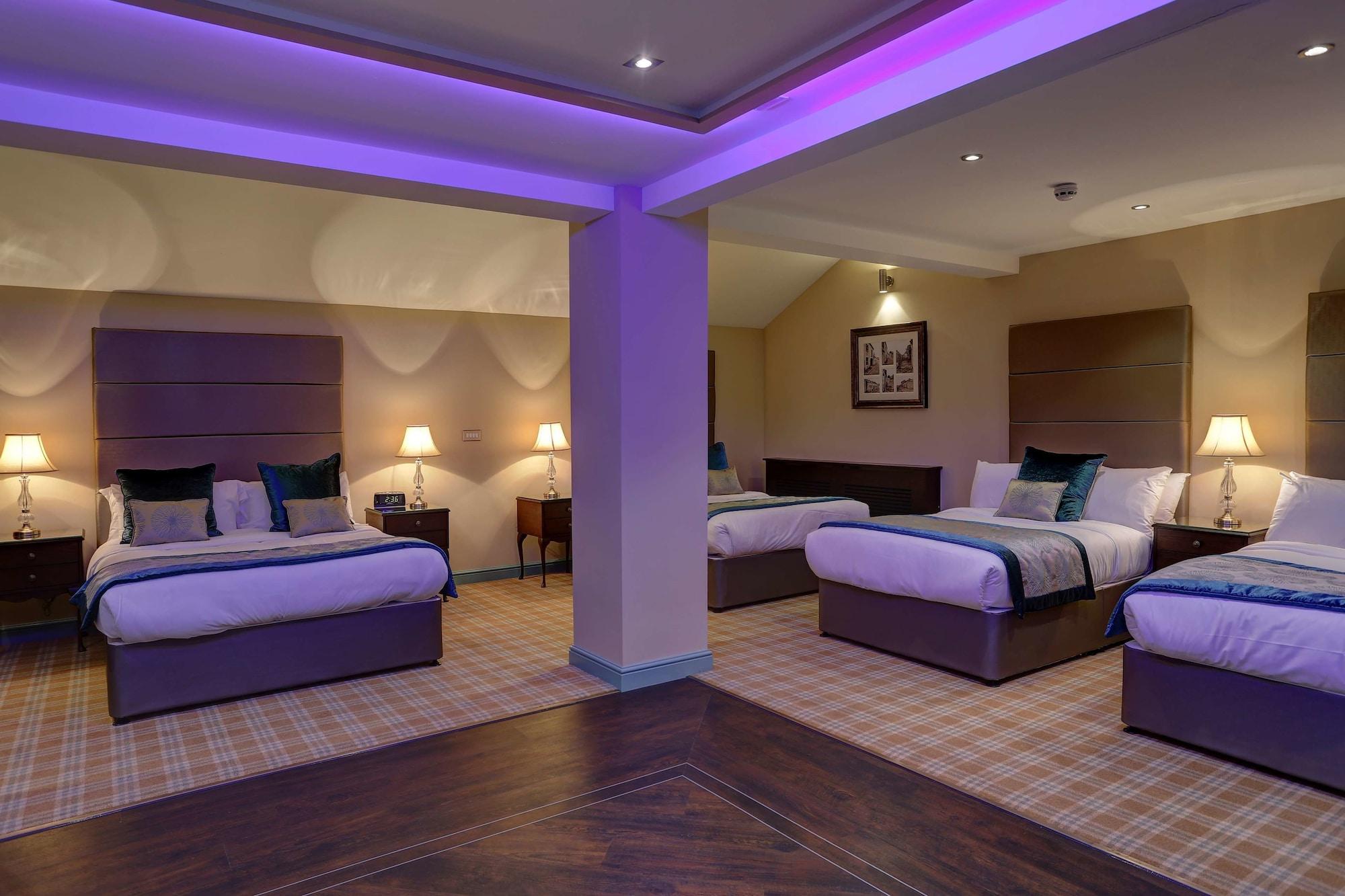 Rogerthorpe Manor Hotel Pontefract Esterno foto