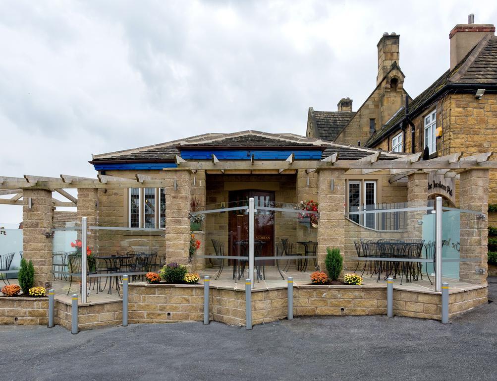 Rogerthorpe Manor Hotel Pontefract Esterno foto