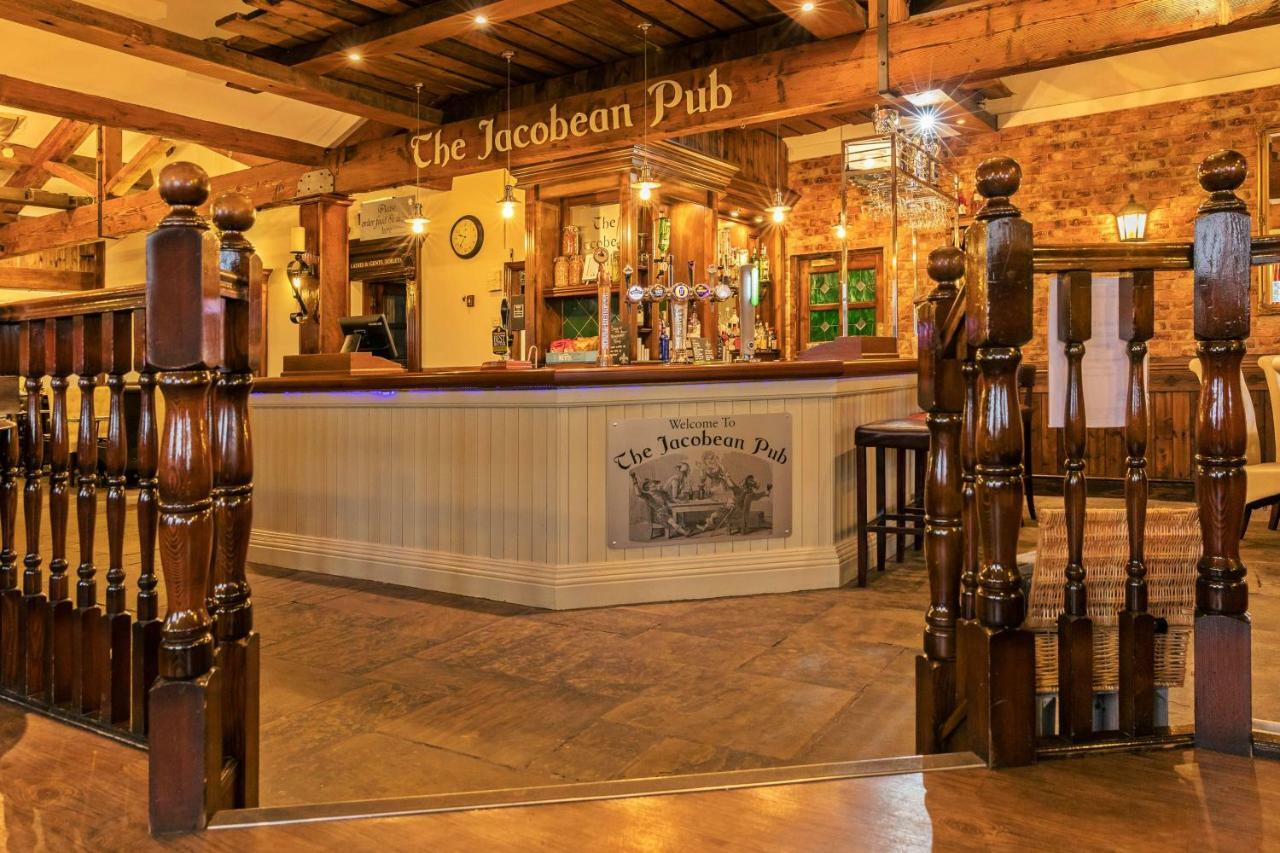 Rogerthorpe Manor Hotel Pontefract Esterno foto